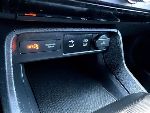 Used 2025 Honda Civic Sport image 15