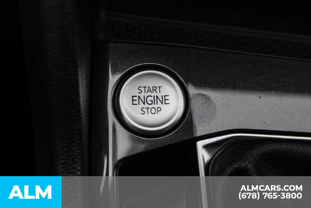 Used 2023 Volkswagen Tiguan SE R-Line AWD/4WD image 23