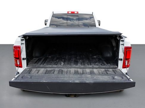 Used 2025 RAM 3500 Laramie AWD/4WD image 61