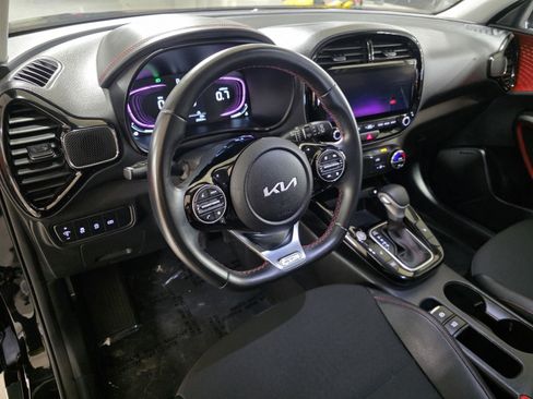 Used 2023 Kia Soul GT-Line w/ GT-Line Technology Package image 25