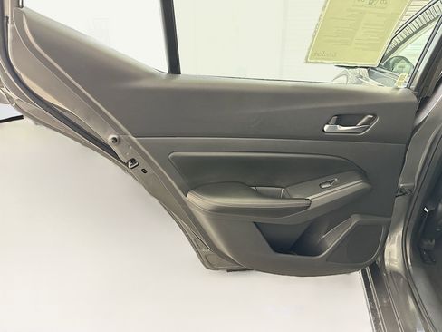 Used 2022 Nissan Altima 2.5 SV AWD/4WD image 26
