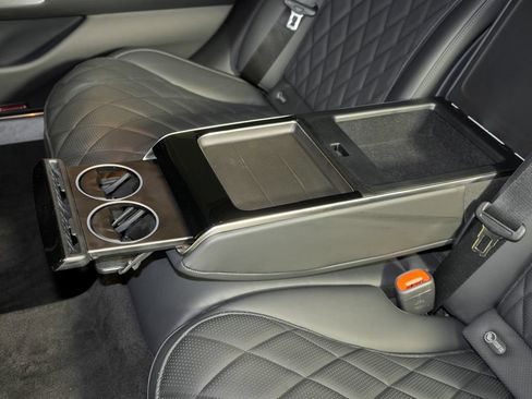 Used 2025 Mercedes-Benz S 580 4MATIC Sedan image 34