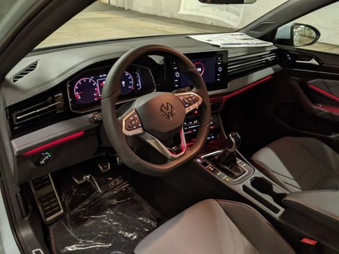 New 2026 Volkswagen Jetta GLI Autobahn FWD image 8