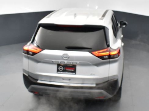 Used 2022 Nissan Rogue SV image 50
