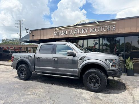 Used 2018 Ford F150 Raptor w/ Equipment Group 802A Luxury AWD/4WD image 2