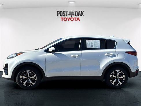 Used 2021 Kia Sportage LX w/ LX Fwd Popular Package image 4