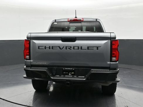 Used 2025 Chevrolet Colorado Z71 AWD/4WD image 4