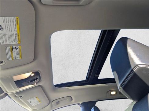 Used 2022 INFINITI QX60 Pure image 16