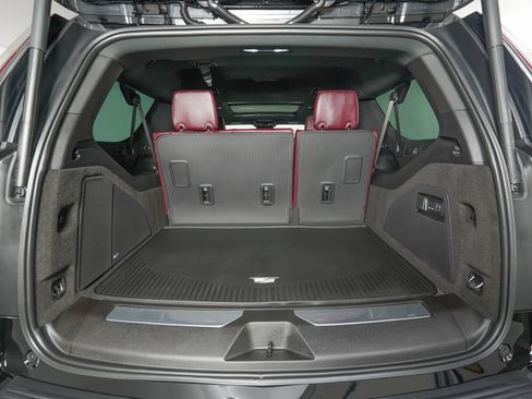 Used 2026 Cadillac Escalade ESV Sport w/ Touring Package image 12