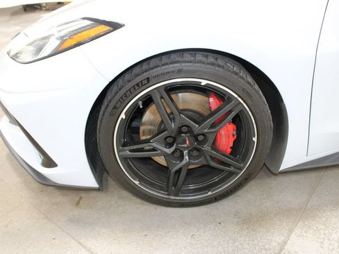 Used 2021 Chevrolet Corvette Stingray Preferred Conv w/ Z51 Performance Package RWD image 12