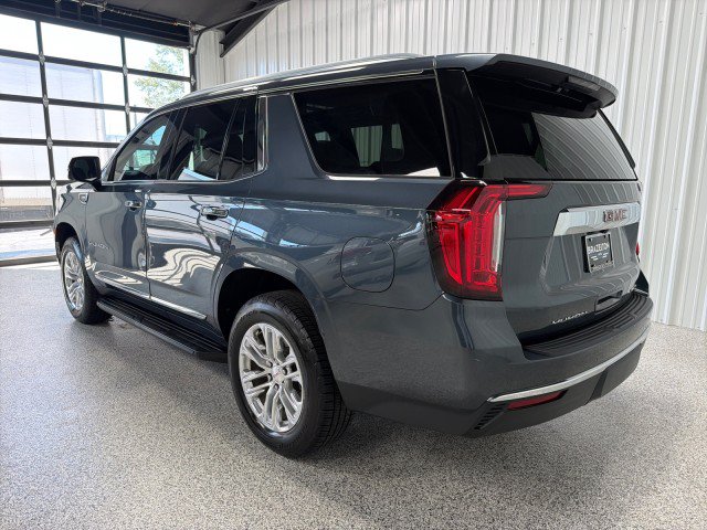 Used 2021 GMC Yukon SLT w/ SLT Premium Package RWD image 2