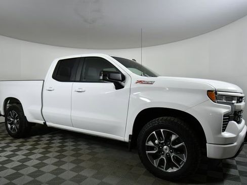 Used 2023 Chevrolet Silverado 1500 RST w/ Convenience Package II image 9