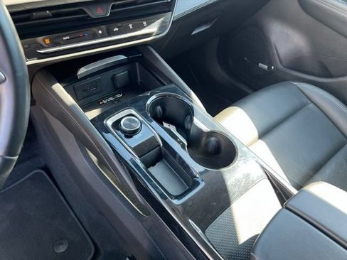 Used 2024 Buick Envision Preferred AWD/4WD image 32
