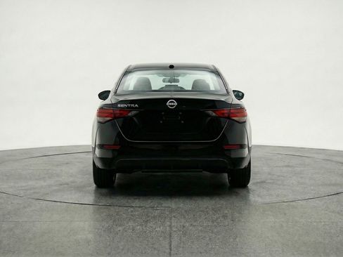 Used 2025 Nissan Sentra SV image 7
