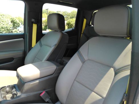 Certified 2023 Chevrolet Colorado ZR2 w/ ZR2 Convenience Package III AWD/4WD image 12
