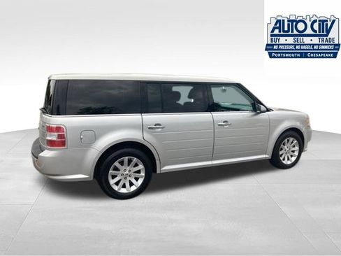 Used 2009 Ford Flex SEL FWD image 3