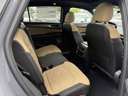 New 2026 Volkswagen Atlas Cross Sport SE AWD/4WD image 27
