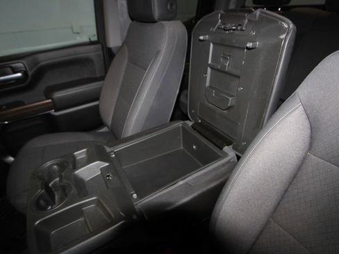 Used 2020 Chevrolet Silverado 1500 RST w/ All-Star Edition image 17