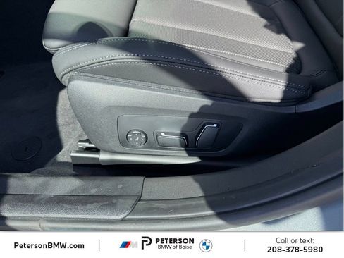 New 2026 BMW 330i xDrive Sedan w/ Premium Package AWD/4WD image 21