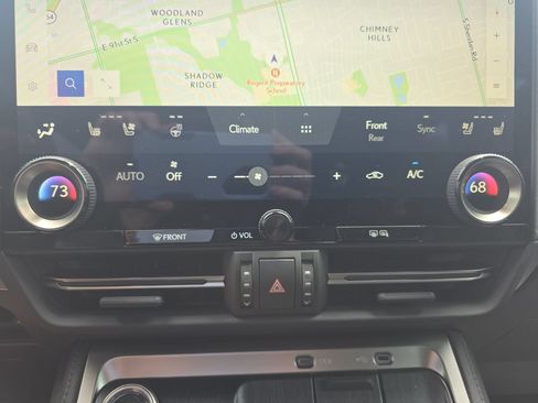 Used 2025 Lexus GX 550 w/ Cold Area Package AWD/4WD image 21