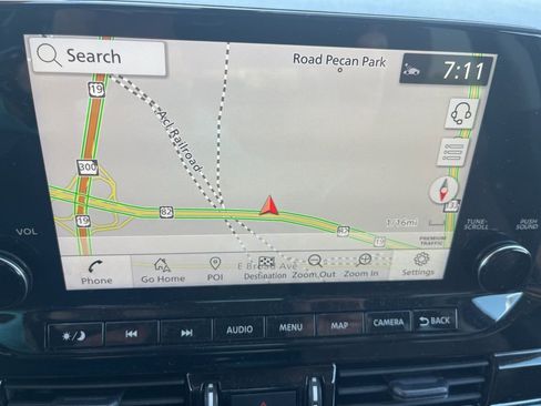 Used 2023 Nissan Pathfinder Platinum w/ Black Appearance Package image 16