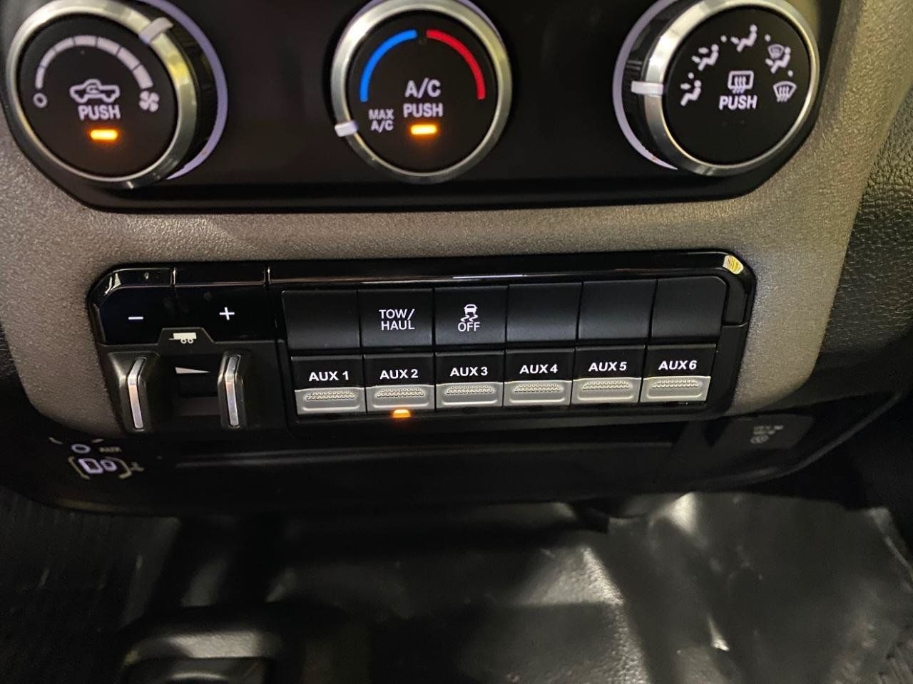Used 2023 RAM 2500 Tradesman AWD/4WD image 17