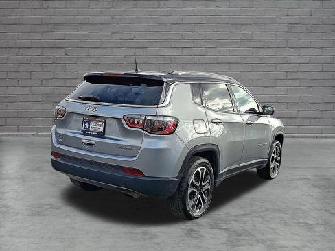 Certified 2022 Jeep Compass Limited w/ Sun and Sound Group AWD/4WD image 14