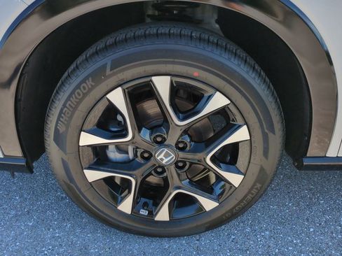 New 2026 Honda HR-V EX-L image 10