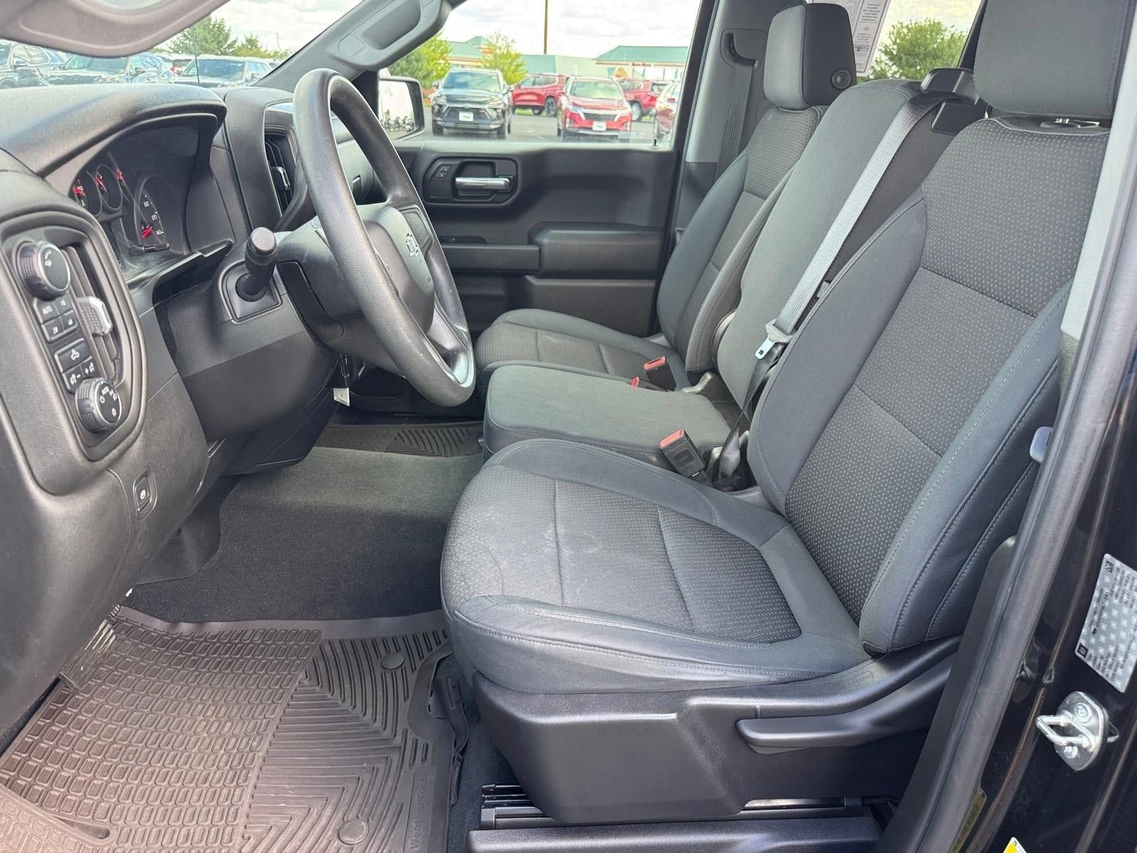 Used 2019 Chevrolet Silverado 1500 Custom Trail Boss w/ Custom Convenience Package AWD/4WD image 5
