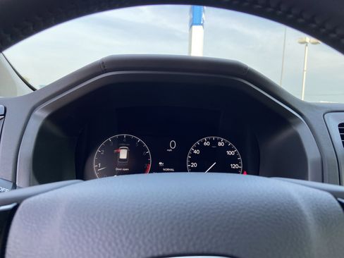 New 2026 Honda Odyssey Touring image 25