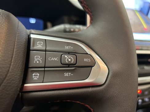 Used 2024 Jeep Compass Trailhawk w/ Trailhawk Elite Group AWD/4WD image 22