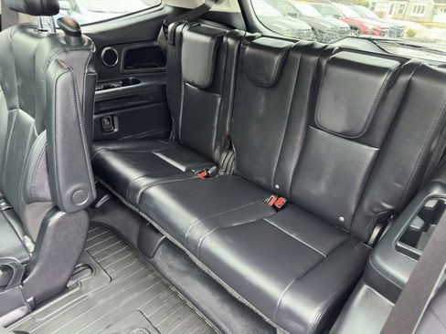 Used 2025 Subaru Ascent Bronze Edition image 24