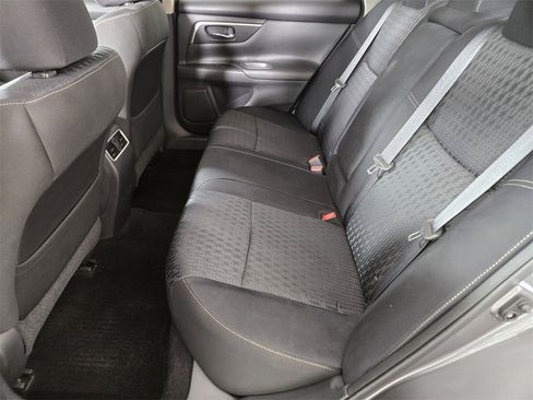 Used 2017 Nissan Altima 2.5 SV w/ Convenience Package image 17