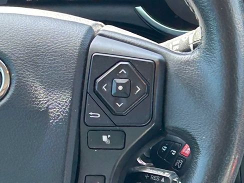 Used 2019 Toyota Sequoia Platinum RWD image 46
