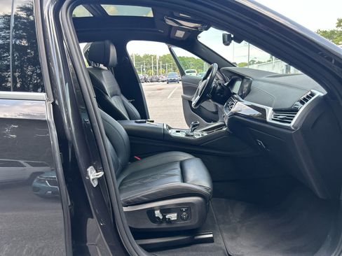 Used 2021 BMW X6 xDrive40i w/ Executive Package AWD/4WD image 11