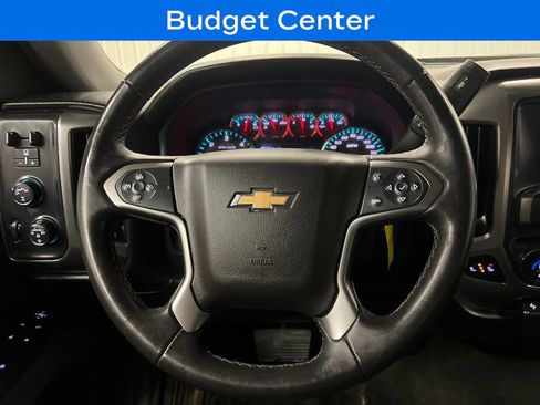 Used 2017 Chevrolet Silverado 1500 LT w/ Midnight Edition image 18