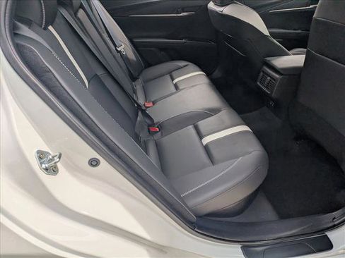 Certified 2025 Toyota Camry SE image 18