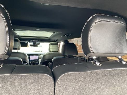 Certified 2022 Jeep Grand Cherokee L Overland w/ Luxury Tech Group IV image 14