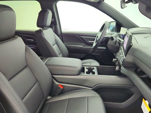 Used 2024 Chevrolet Silverado EV W/T AWD/4WD image 24