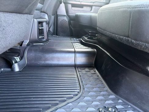 Used 2022 RAM 2500 Big Horn w/ Level 1 Equipment Group AWD/4WD image 18