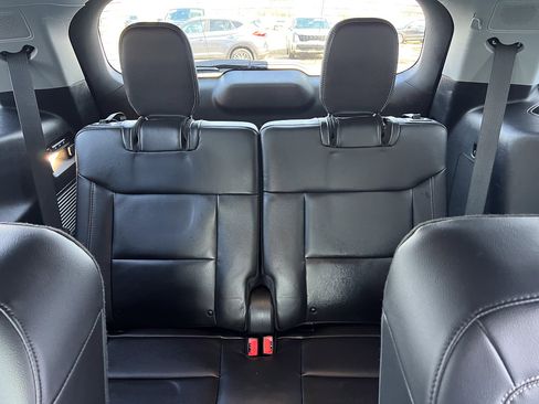 Used 2022 Ford Explorer Limited w/ Limited Technology Package image 33