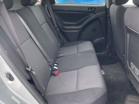 Used 2006 Pontiac Vibe AWD w/ Sun And Sound Package image 19