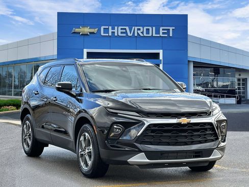 Used 2024 Chevrolet Blazer LT image 8