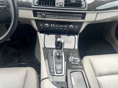 Used 2011 BMW 535i Sedan image 27