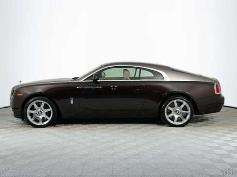 Used 2015 Rolls-Royce Wraith RWD image 3