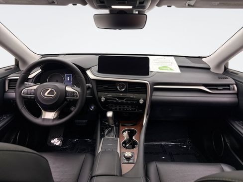 Used 2020 Lexus RX 350L Premium w/ Premium Package AWD/4WD image 14
