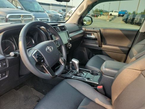 Used 2023 Toyota 4Runner TRD Off-Road Premium w/ Off Road Premium Plus Package AWD/4WD image 16