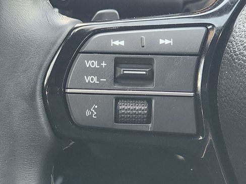 Used 2025 Honda Civic Sport image 27