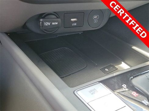 Used 2024 Hyundai Elantra SEL w/ Convenience Package image 11