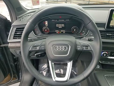 Used 2019 Audi Q5 Prestige w/ Prestige Package image 17